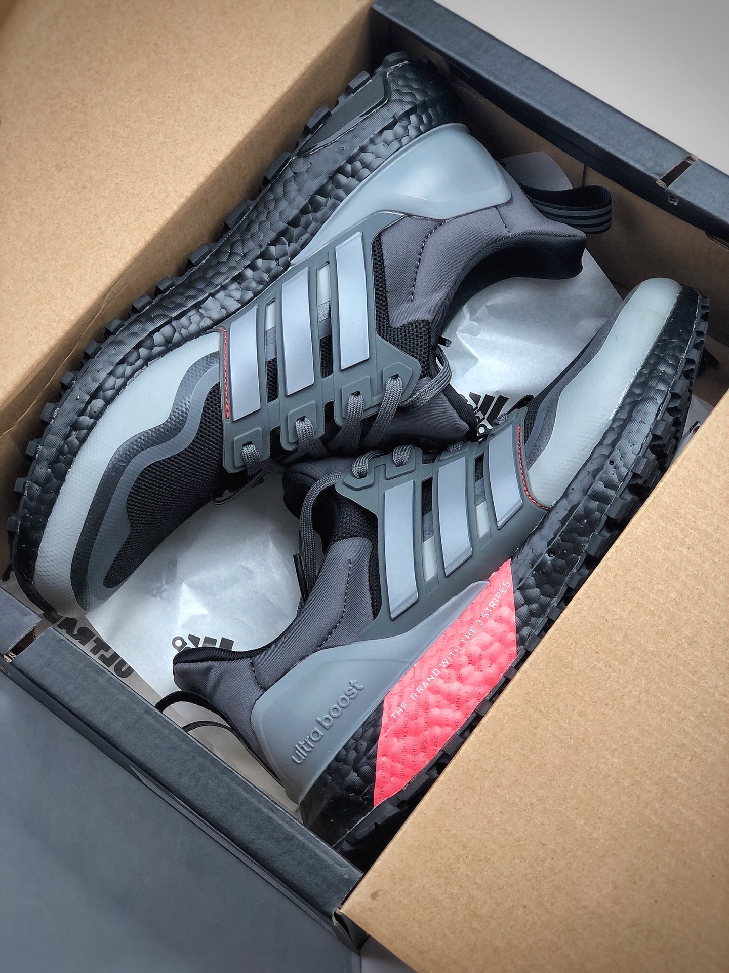 200  阿迪达斯 Adidas Ultra Boost All Terrain UB超弹力爆米花中底休闲跑步鞋