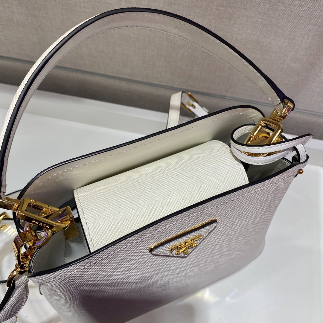 米兰国际-Prada Mini Matinee bag 1BA286白色