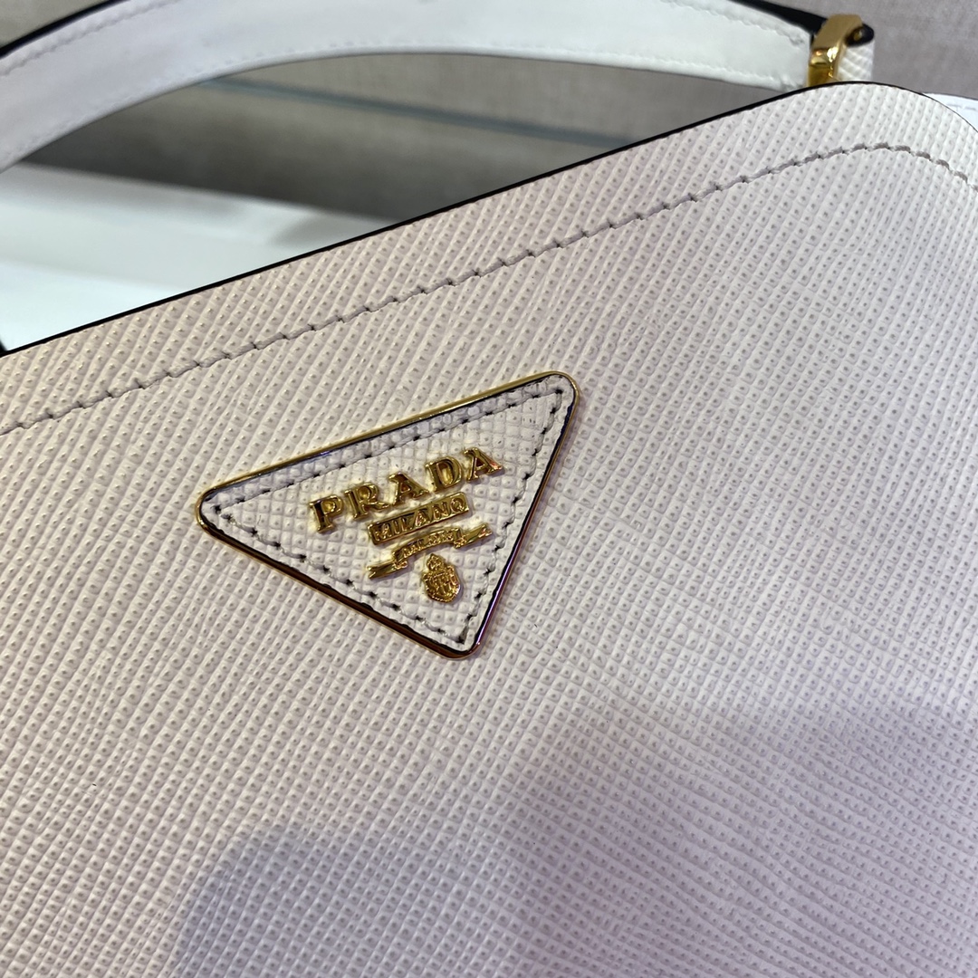 米兰国际-Prada Mini Matinee bag 1BA286白色