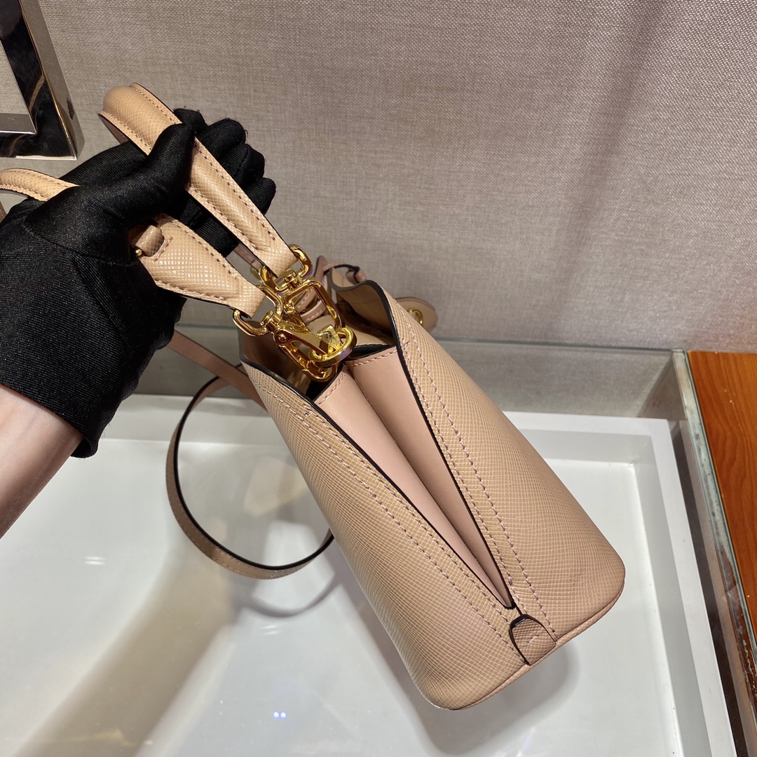 米兰国际-Prada Mini Matinee bag 1BA286杏色