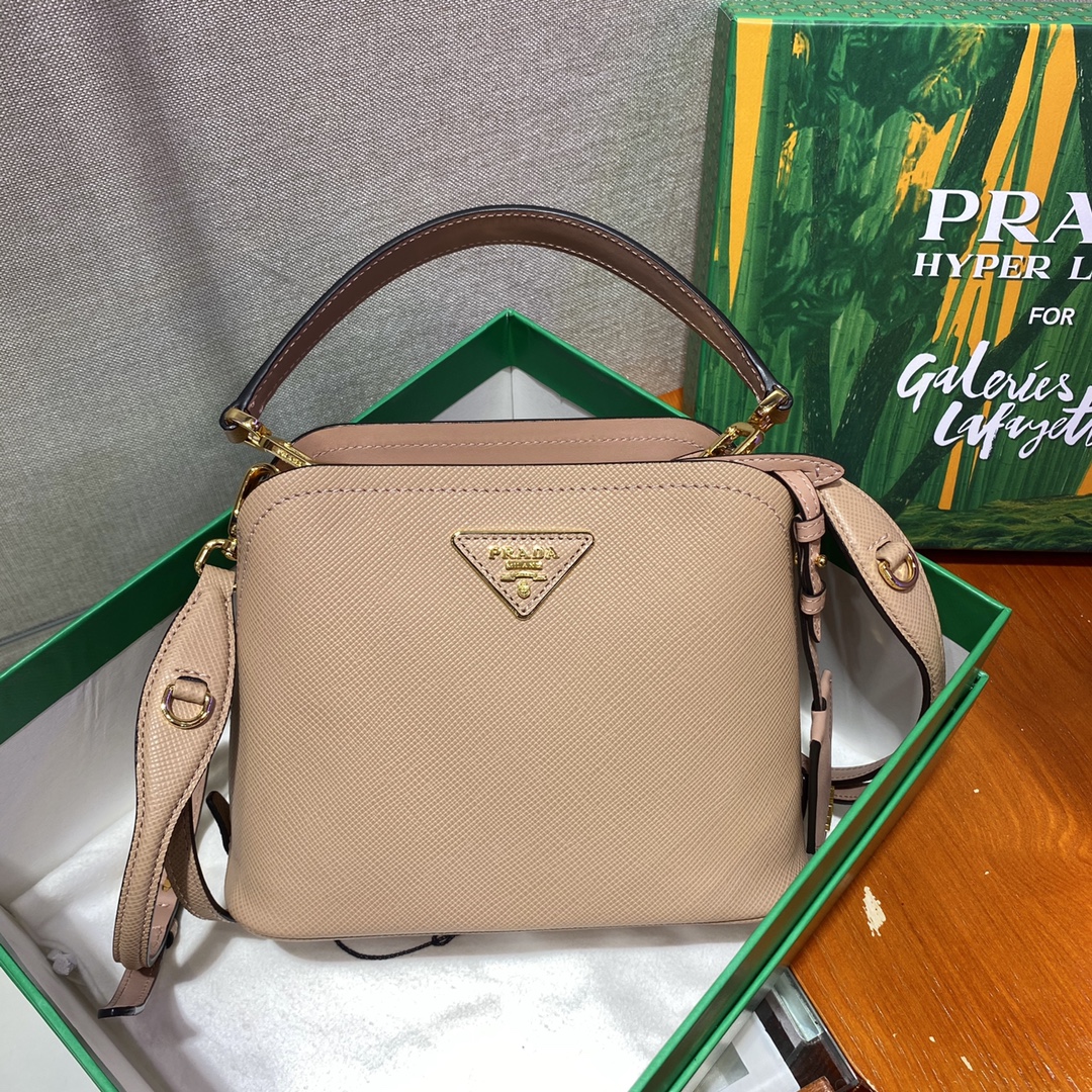 米兰国际-Prada Mini Matinee bag 1BA286杏色