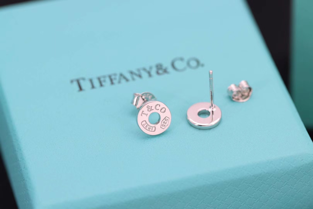 Tiffany & Co. Tiff 蒂*尼 1837圈形耳钉