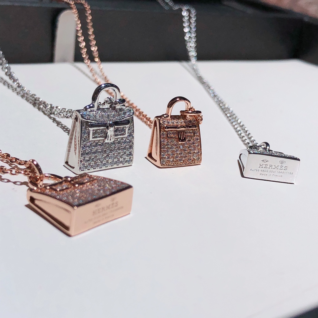NO:101979,The most popular version of the return goods market, your nobleness is hidden in your bag, Kelly Bag, super high version of K-gold craftsmanship, fine and luxurious, you choose one of two, Hermes necklace, hermes, necklace19860909大火爆回货市面最高版 你的贵气,藏在你的包包里喔 凯莉包包 超高版k金工艺 精细豪华你二选一,爱马仕项链,hermes,necklace,Jewelry