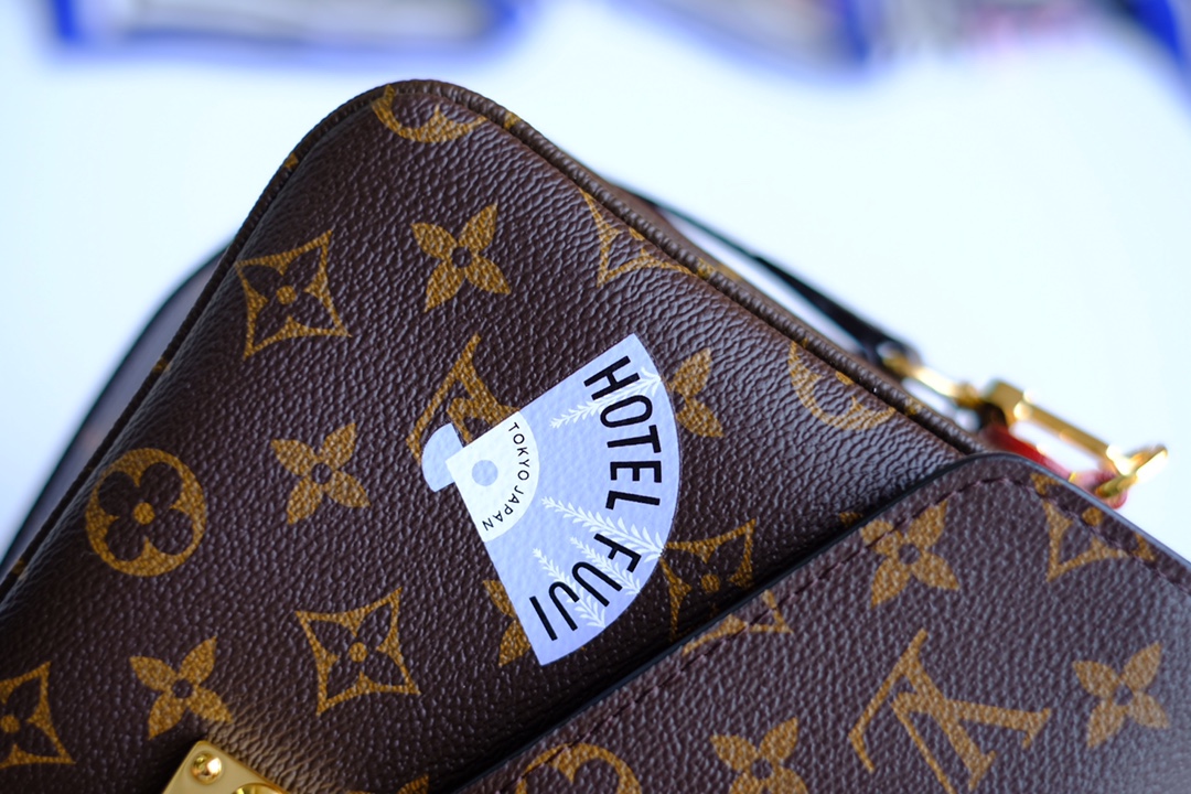 LV M40780老花丝印 POCHETTE METIS 手袋(图6) LV M40780老花丝印 POCHETTE METIS 手袋(图6)