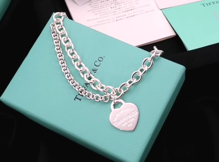 Tiffany & Co. 高清视频 ： 看品质