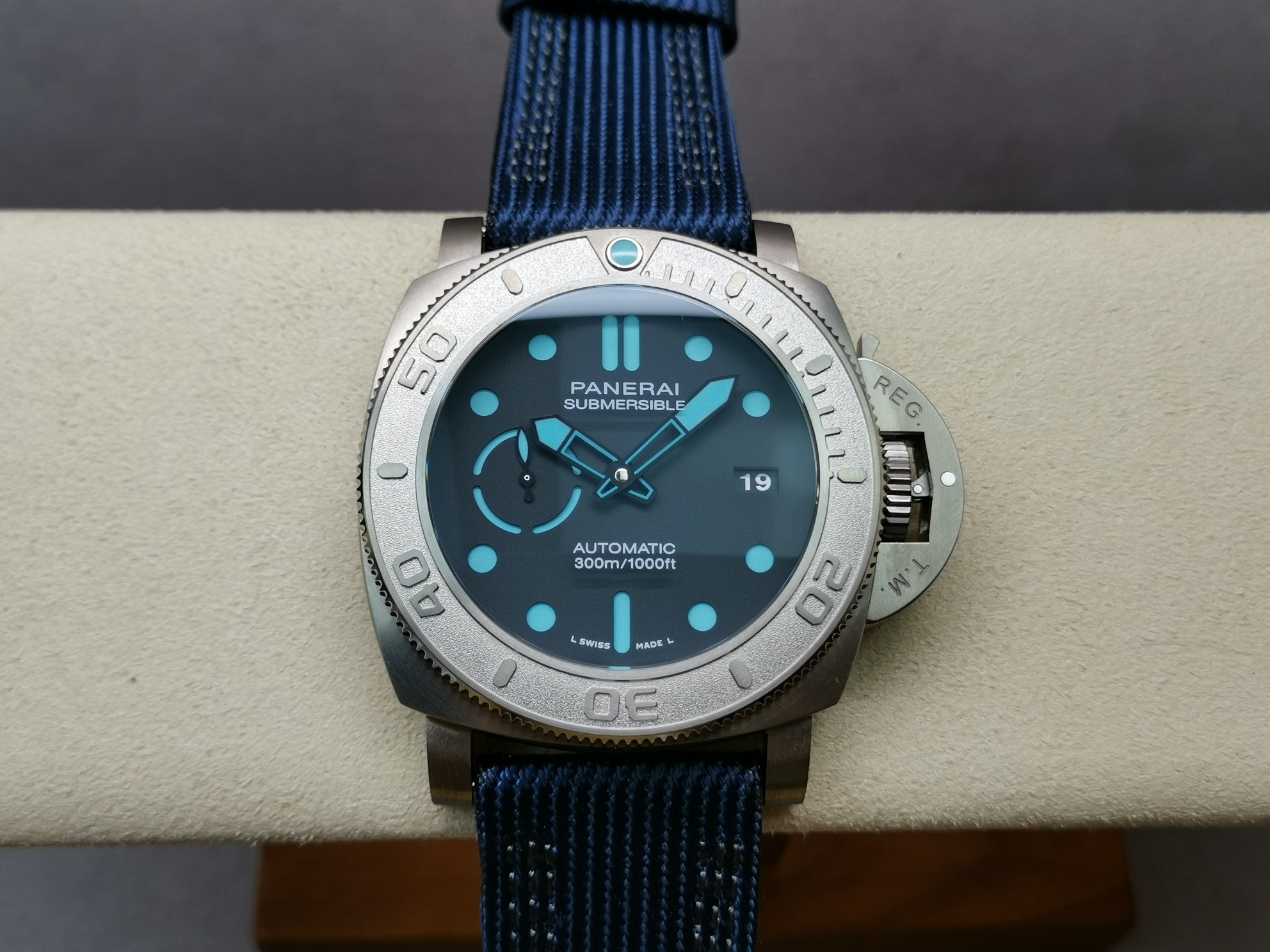 Panerai VS Watch 8069