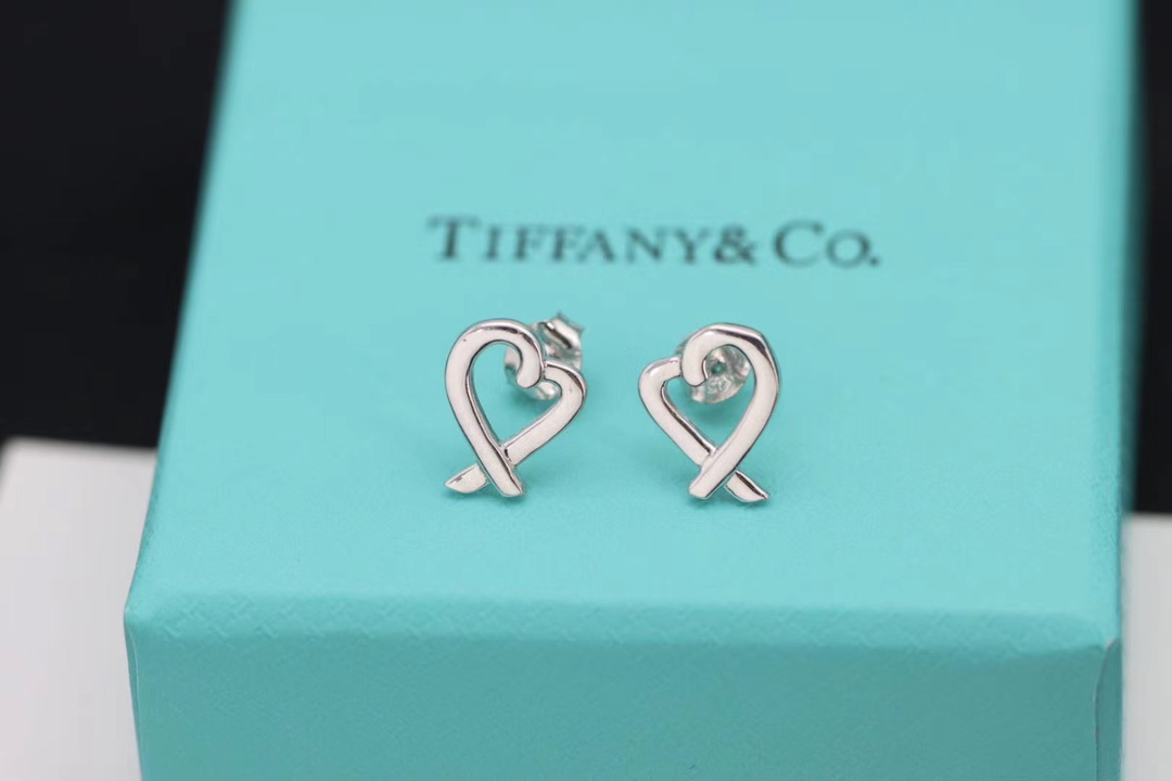 Tiffany & Co. Tiff 蒂*尼 纯银 心形耳钉