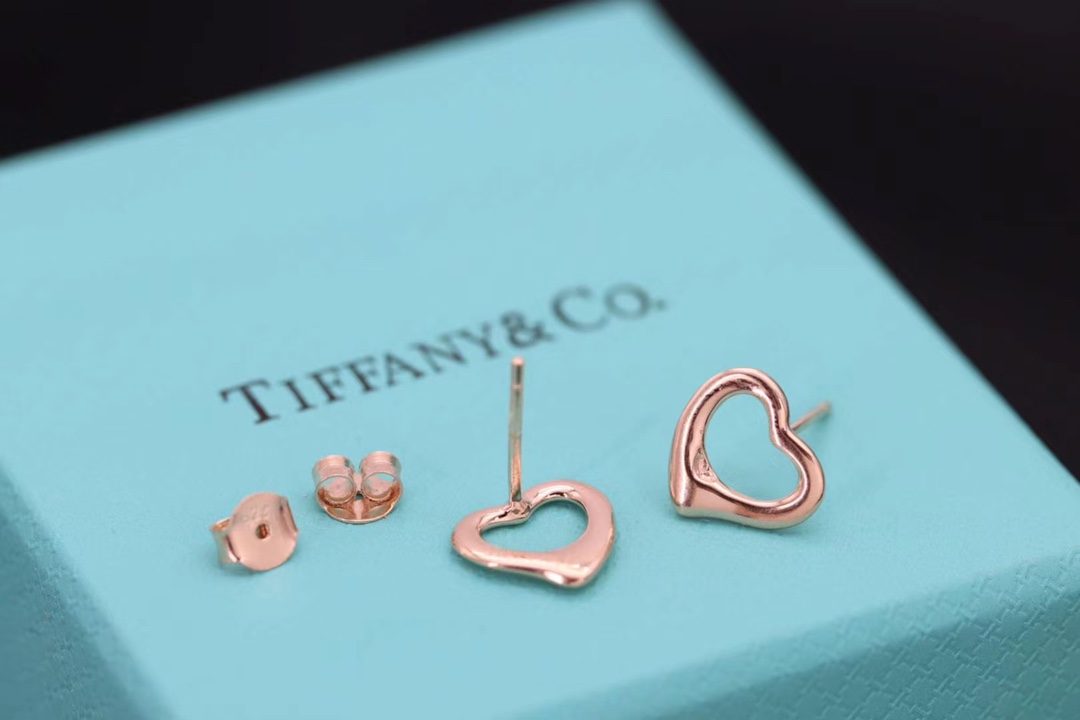 Tiffany & Co. Tiff 蒂*尼 立体爱心耳钉