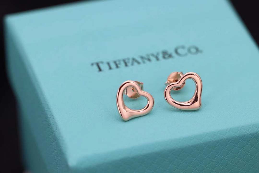 Tiffany & Co. Tiff 蒂*尼 立体爱心耳钉