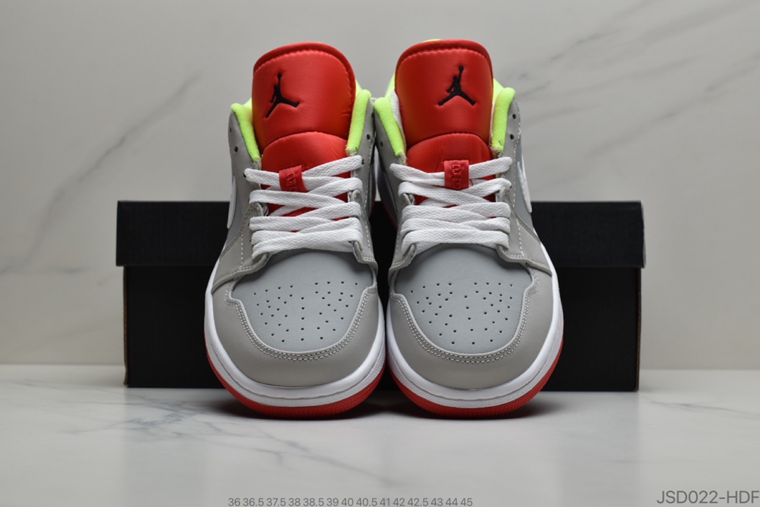 200 公司级 耐克/Nike Air Jordan 1 Retro Low Hare（2015）兔八哥 AJ1/乔1低帮时尚潮流运动休闲板鞋  553558-021