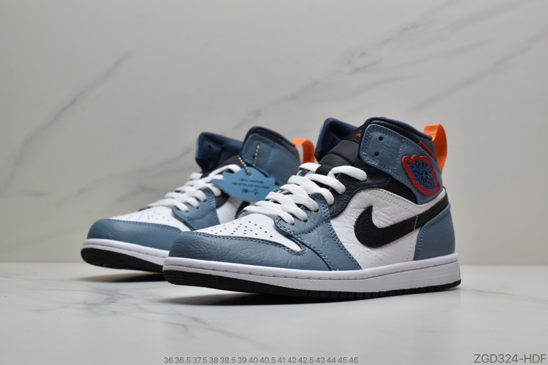 290 公司级  Air Jordan 1 Retro High OG “Pine Green”黑绿脚趾 货号: 555088-302