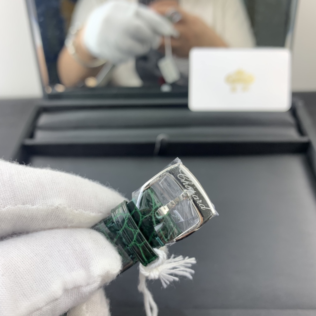 Chopard 皇家 萧邦快乐钻绿色女表HAPPY SPORT系列278582-6005