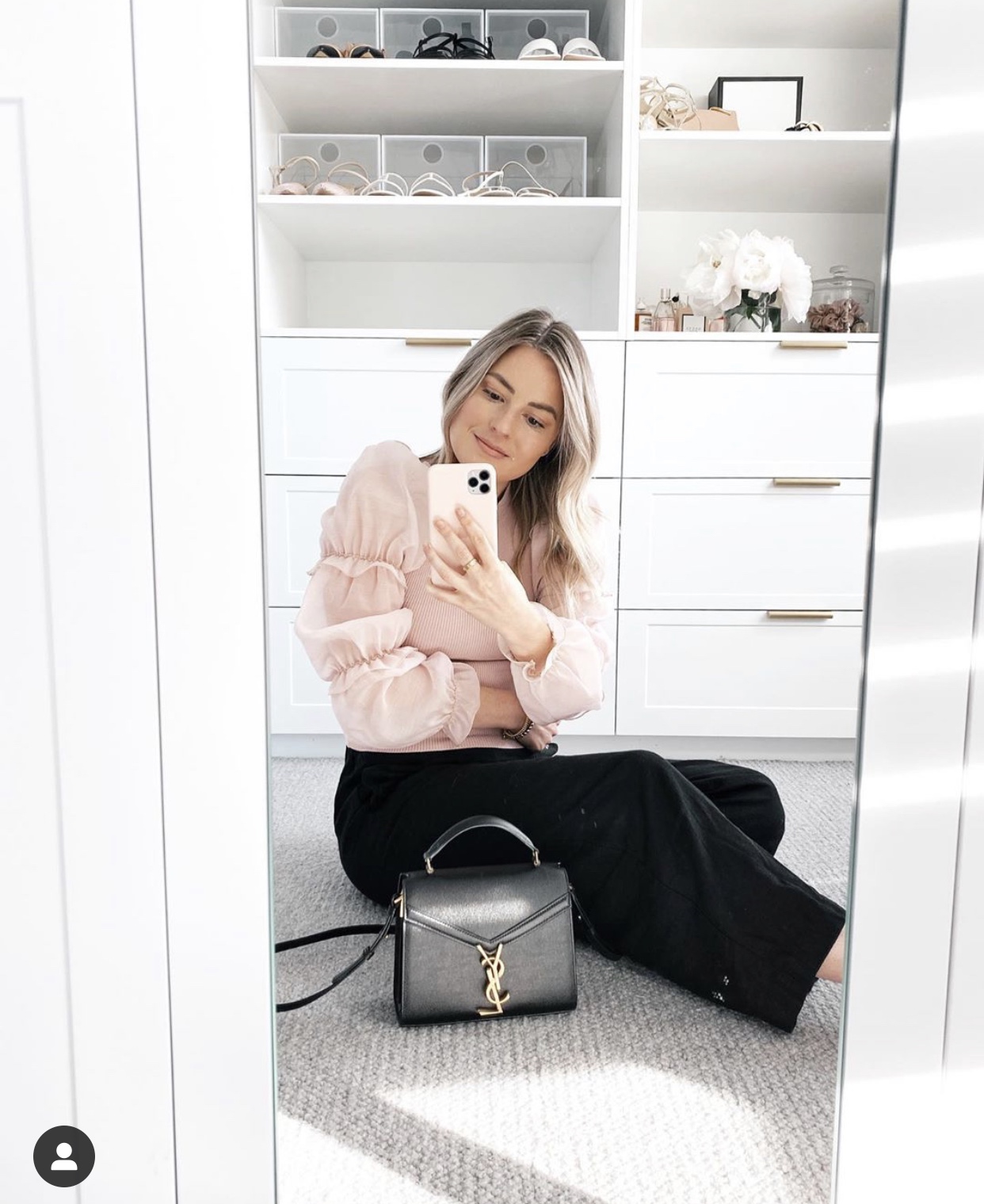 YSL 𝐂𝐚𝐬𝐬𝐚𝐧𝐝𝐫𝐚 Mini 20CM 鱼子酱纹手拎包 602716黑色/金扣