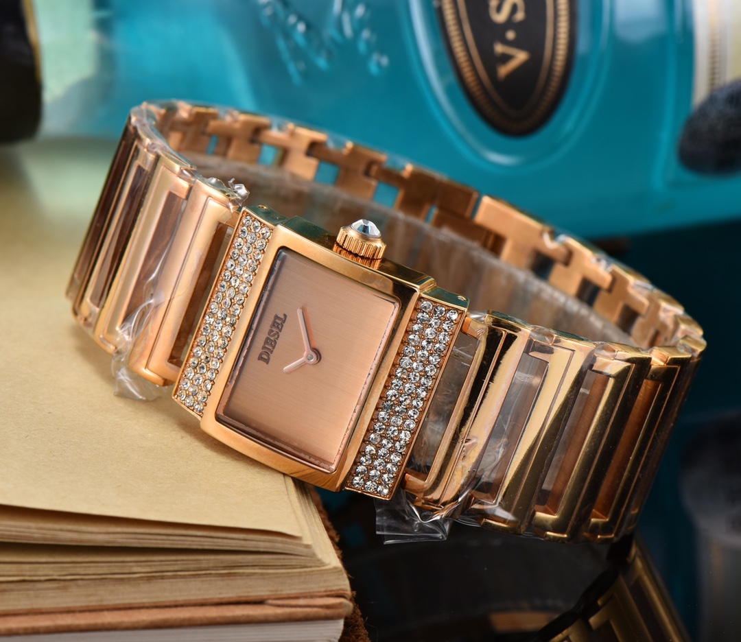 DIESEL Fashion Watch: 32mm x 10mm, Stone Core, Mineral Glass, Steel Materials - 图片 2