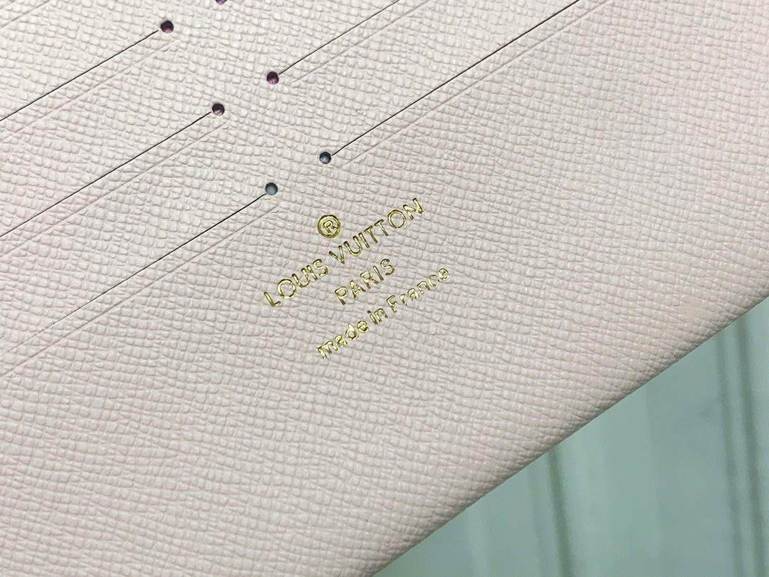 FELICIE 手袋 M61276 エレガントなデザインと実用性