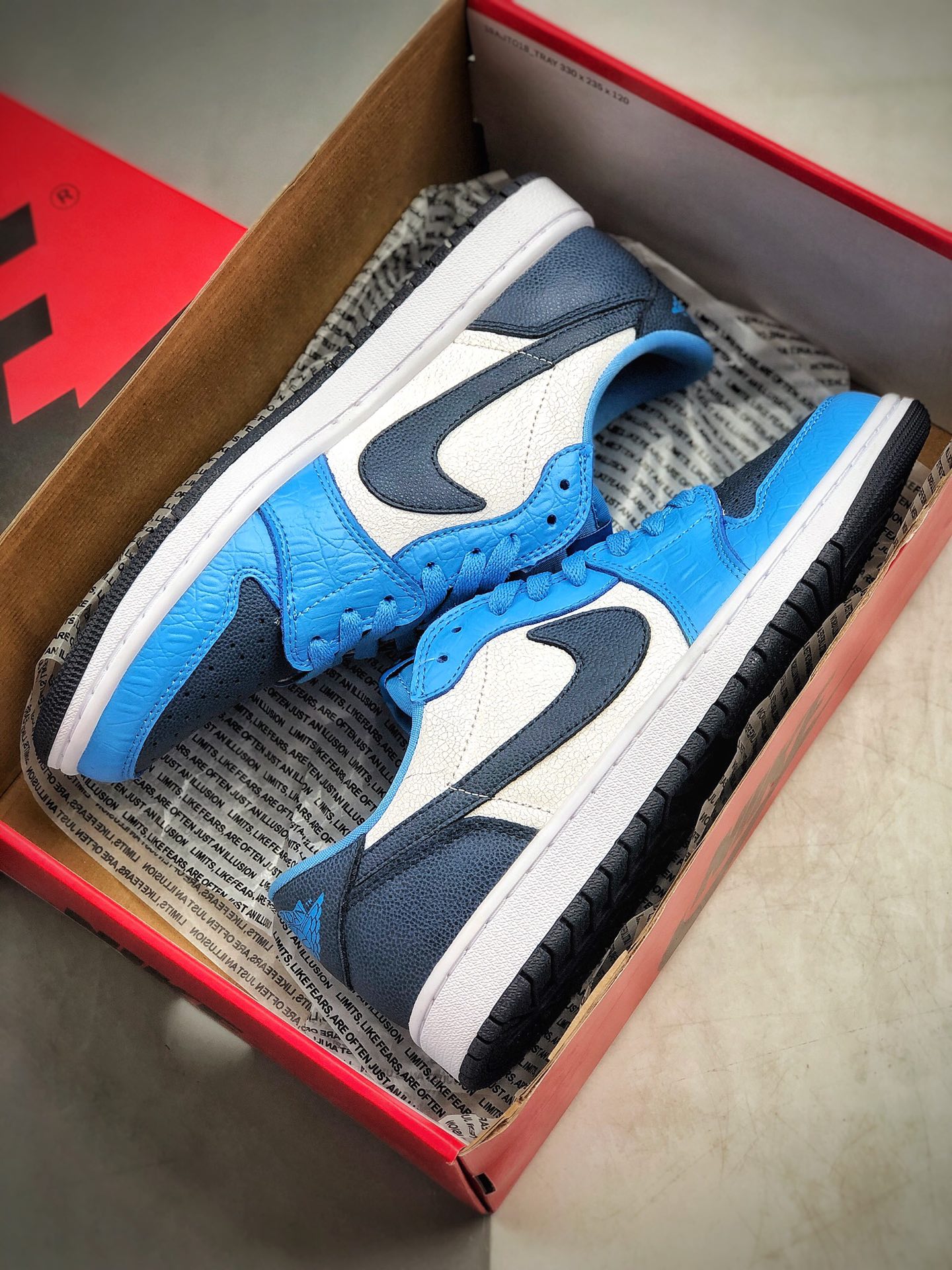 200 Air Jordan 1 Low  原厂内置气垫魔块 A模大底  头层小牛皮 CZ0356-200
