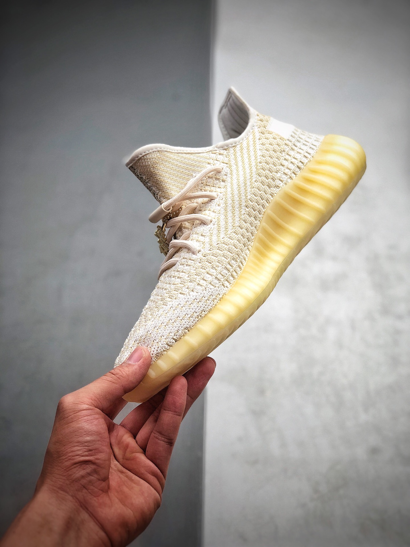 600 350V2  新氧化满天星 adidas Yeezy Boost 350 V2 “Abez”FZ5246