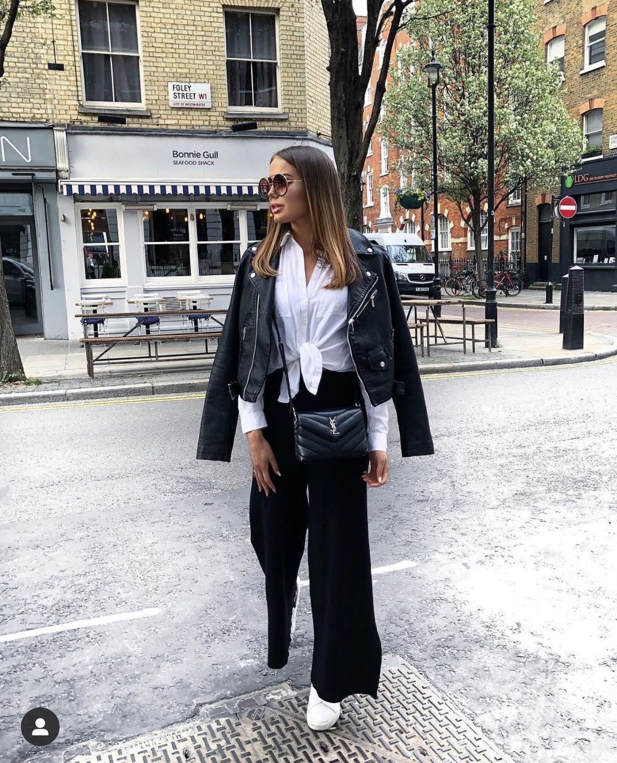 YSL LouLou 20CM 迷你斜挎包 467072黑色/银扣