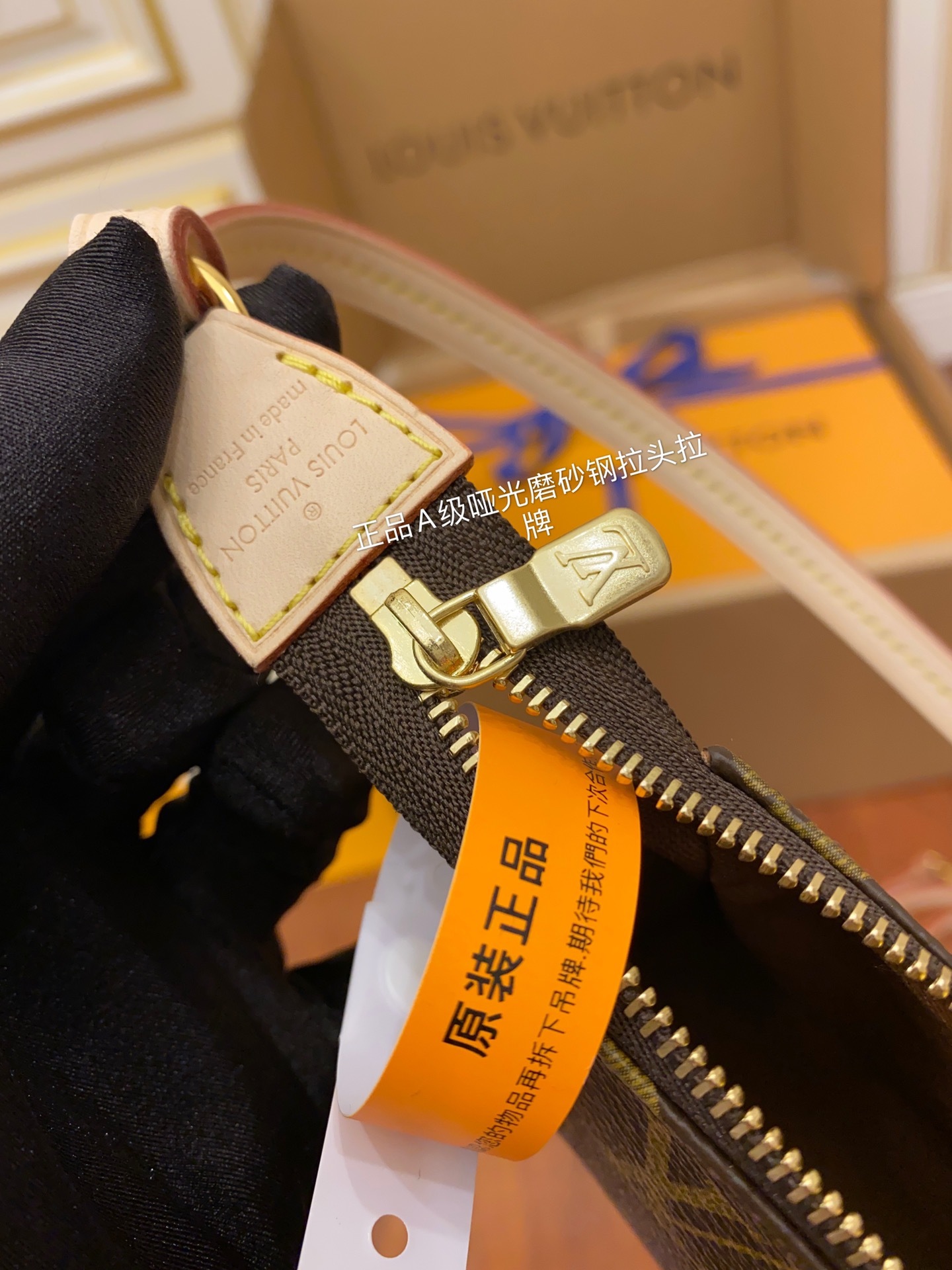 独家首发型号M40712特级加强版品质提升.专柜同步电子芯片礼品袋保护纸铜版电子标签合格证皮料是正品代工