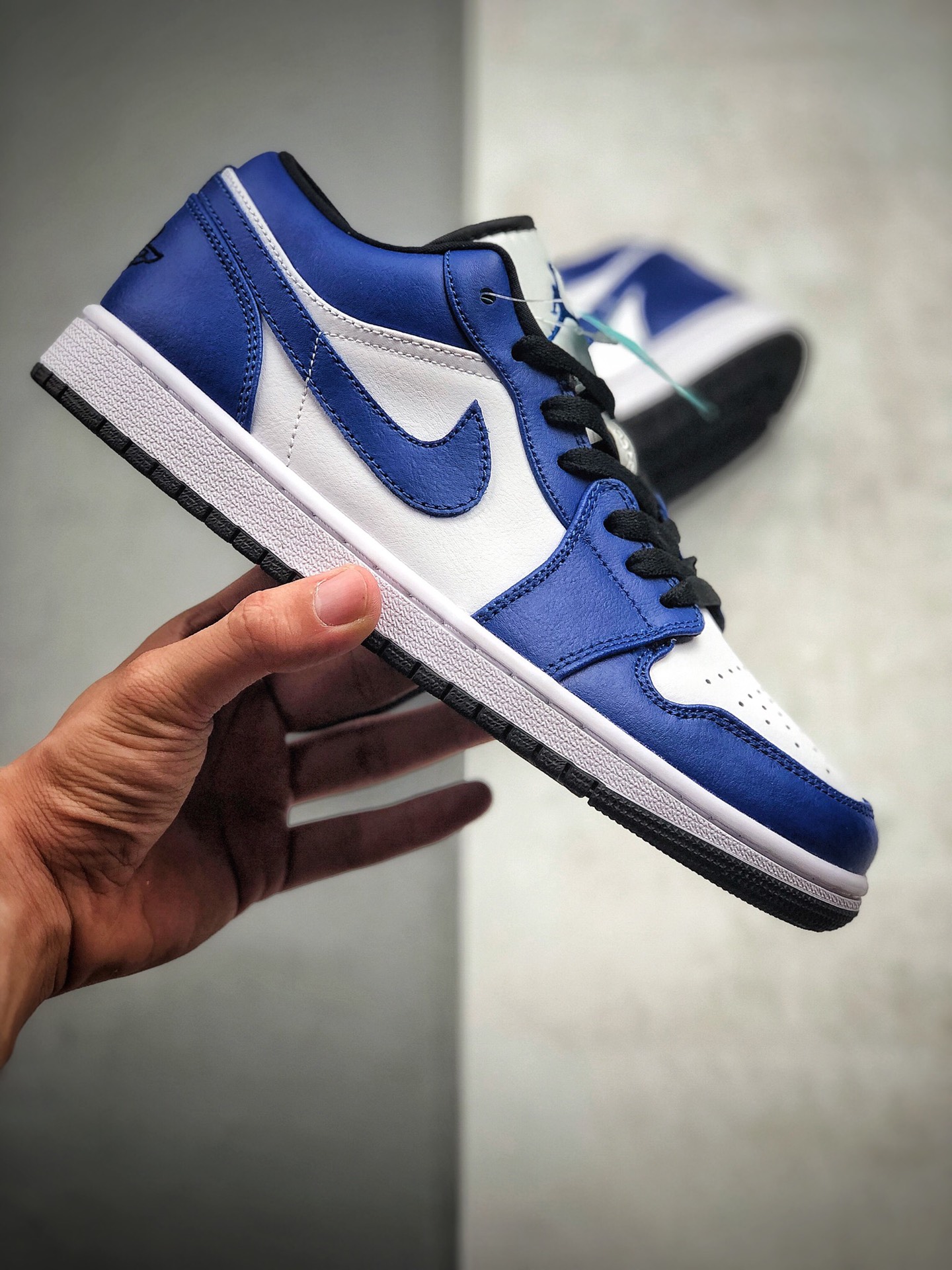200  公司级头层 耐克 Nike Air Jordan 1 Low 白蓝闪电 AJ1 乔1 低帮潮流缓震运动休闲板鞋553558-124