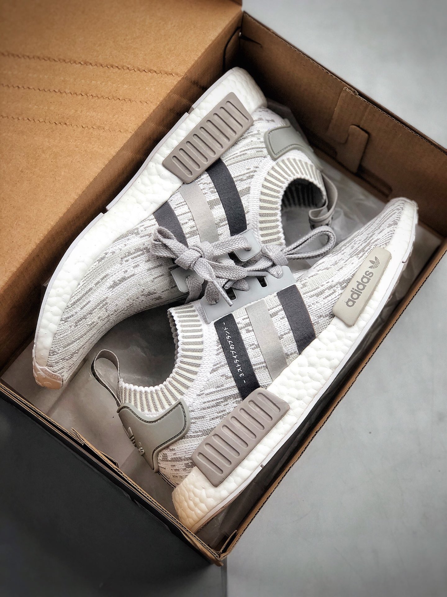 200 Adidas NMD R1  Primeknit Triple Black原装进口BoostBY9865