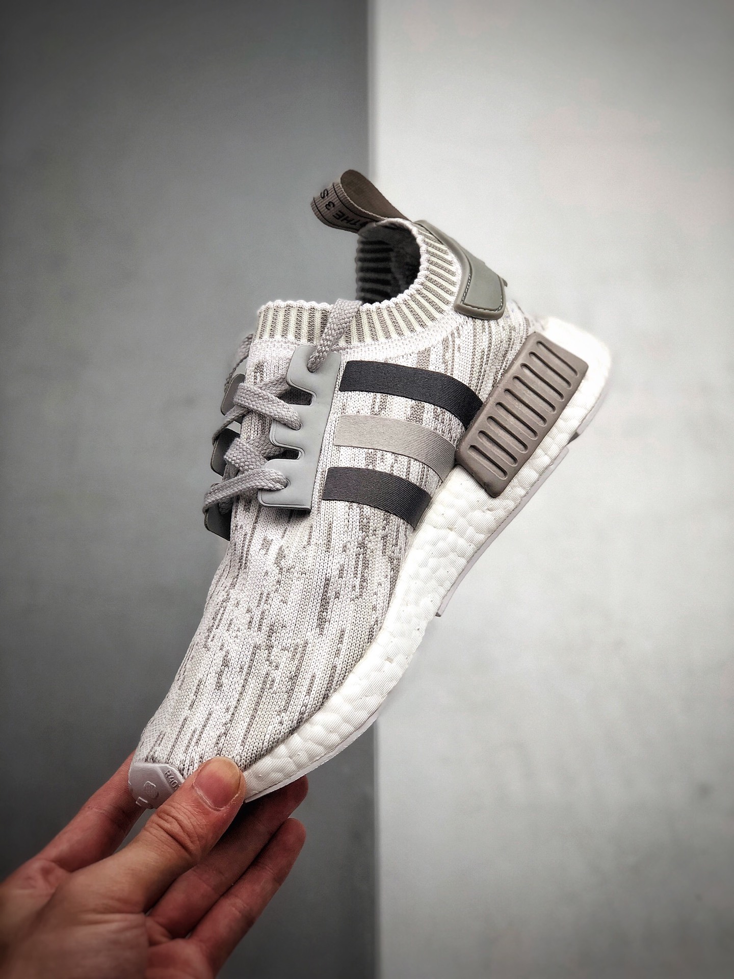 200 Adidas NMD R1  Primeknit Triple Black原装进口BoostBY9865