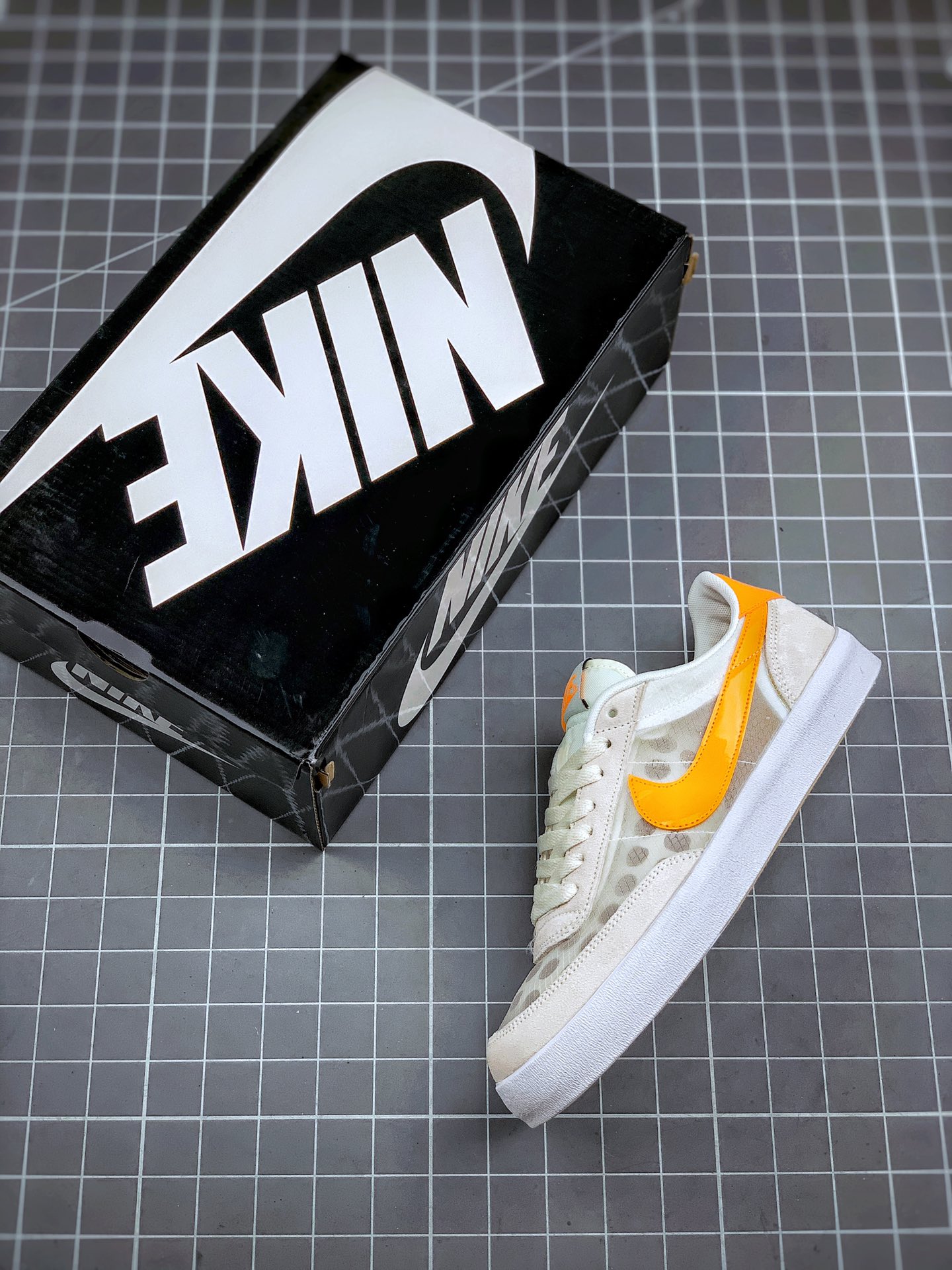 180 J.Crew x Nike Killshot 2 Leather”Sail Deep”致命射击二代系列美式经典复古休闲运动板鞋 432997-023