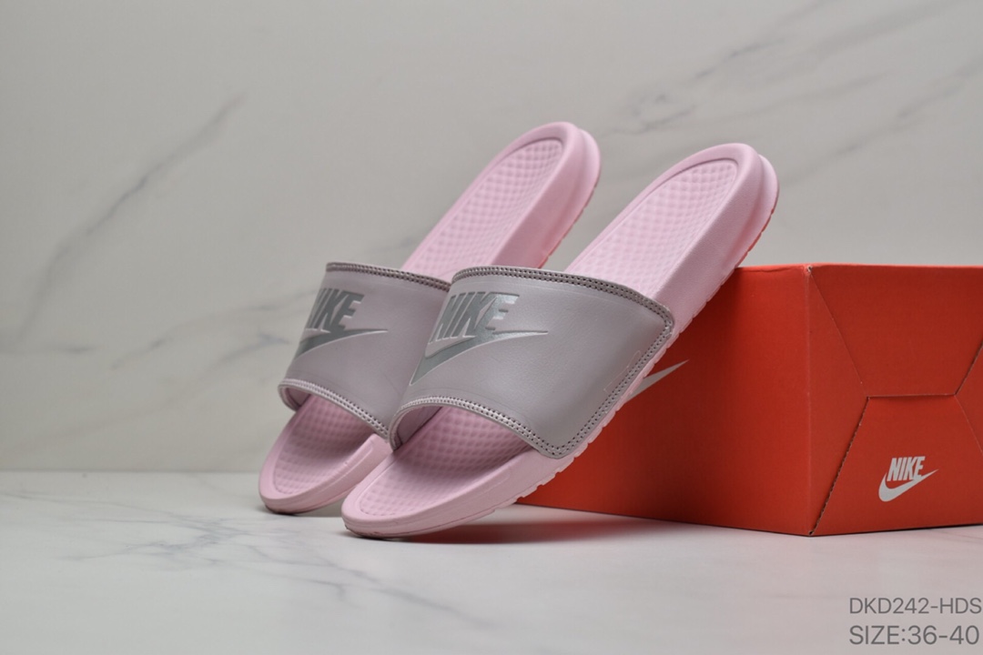 60 耐克NIKE BENASSI SWOOSH耐克   Nike Benassi Dou Ultra Slid 权志龙同款