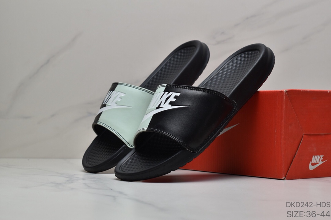 60 耐克NIKE BENASSI SWOOSH耐克   Nike Benassi Dou Ultra Slid 权志龙同款