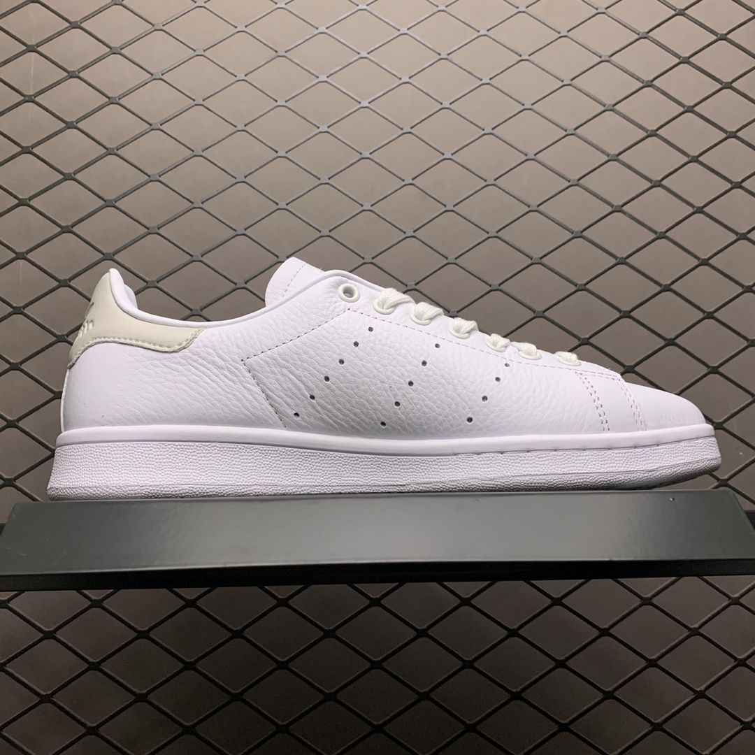 120  Adidas 阿迪达斯 Stan Smith史密斯休闲运动板鞋 CQ2469