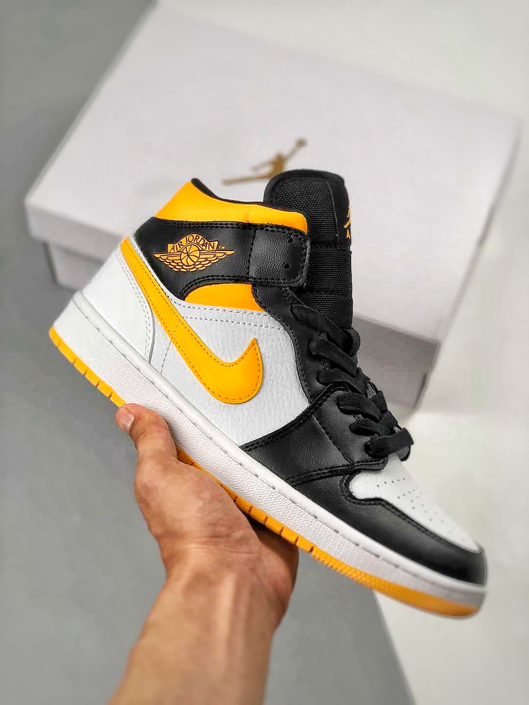 Envío contra reembolso Air Jordan 1 MID negro y amarillo, zapatos originales de empresa comprados para rehacer el molde…
