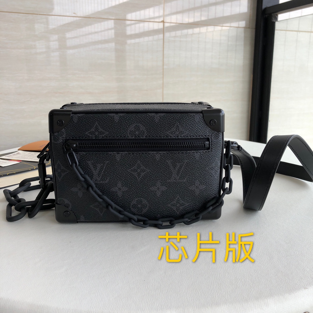 Louis Vuitton LV Soft Trunk Bags Handbags AAAA Quality Replica
 Black Gold Printing Monogram Eclipse Resin Chains M44735