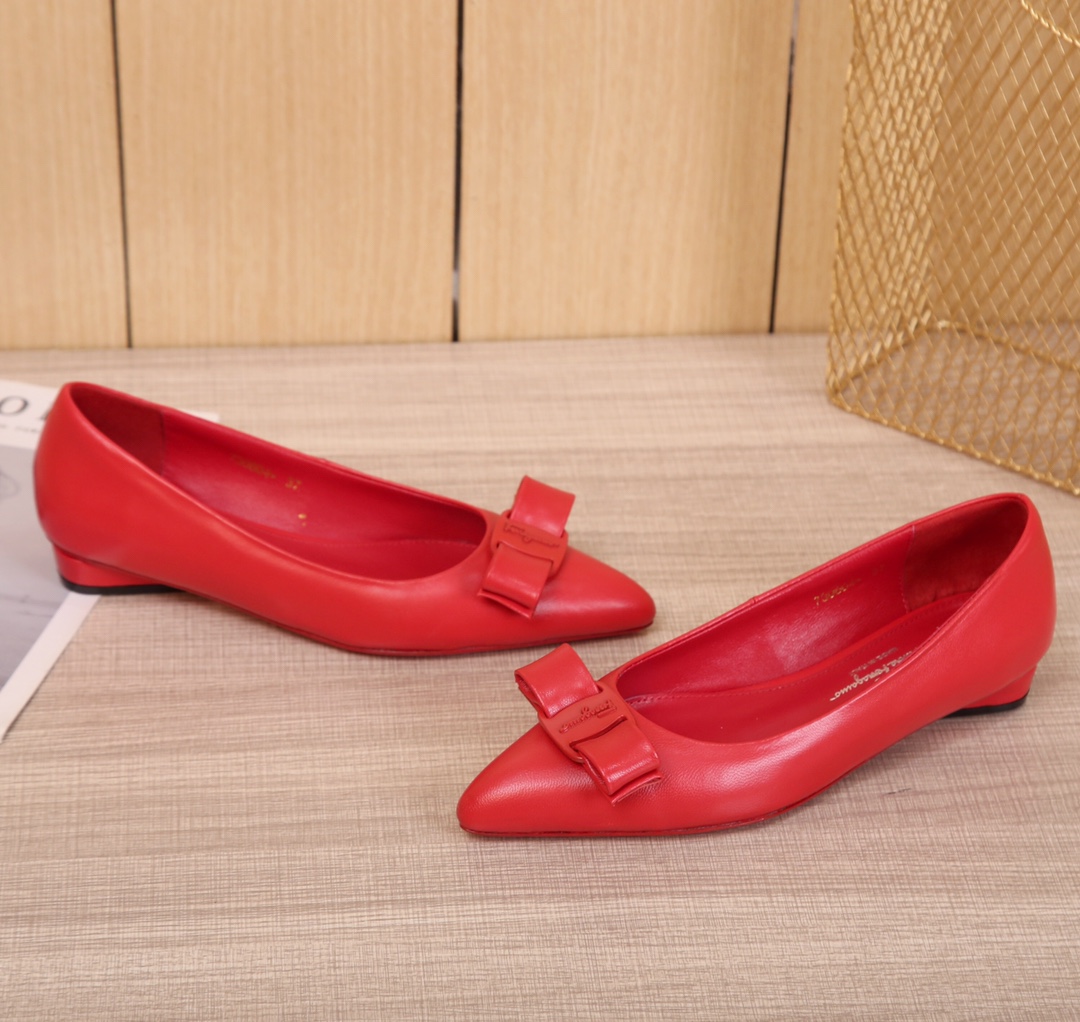 Salvatore Ferragamo Ferragamo Viva Viva ! ¡Phila nueva serie VIVA de zapatos planos precio de fábric