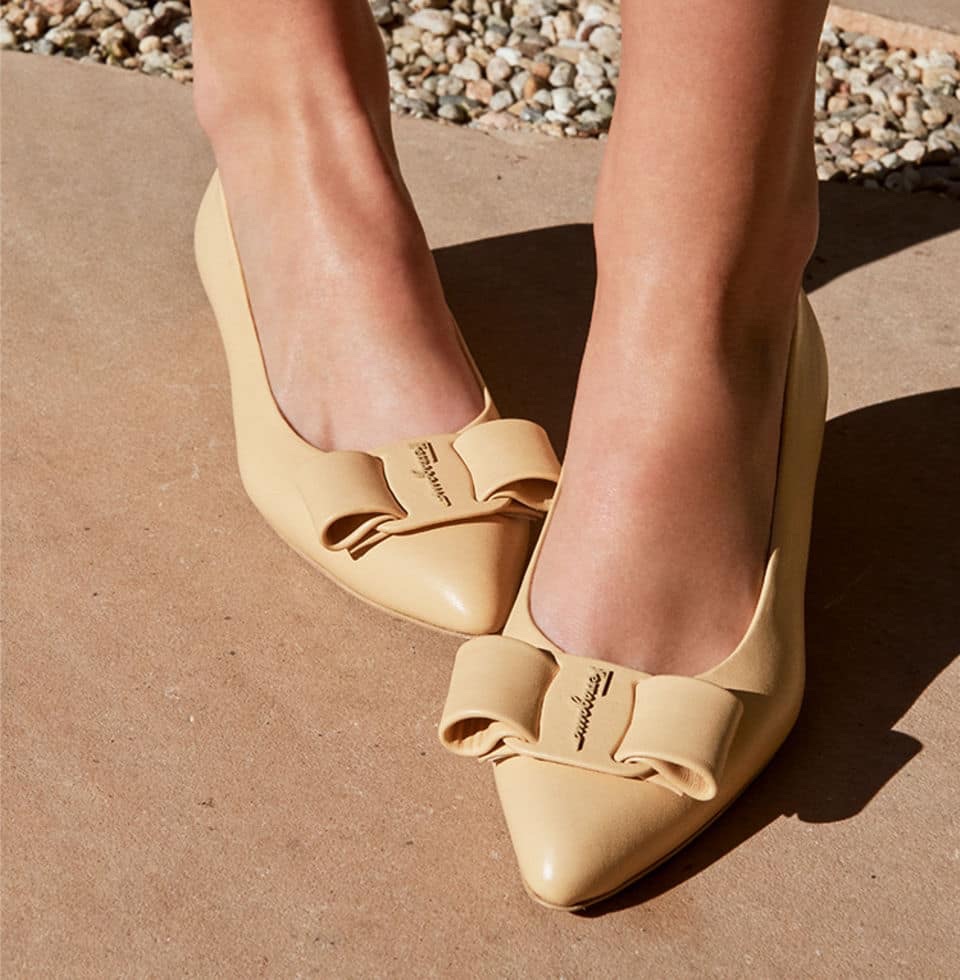 Salvatore Ferragamo Ferragamo Viva Viva ! ¡Phila nueva serie VIVA de zapatos planos precio de fábric