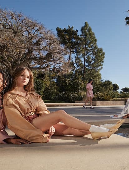 Salvatore Ferragamo Ferragamo Viva Viva ! ¡Phila nueva serie VIVA de zapatos planos precio de fábric