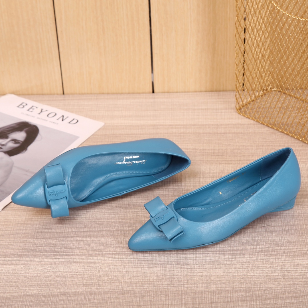 Salvatore Ferragamo Ferragamo Viva Viva ! ¡Phila nueva serie VIVA de zapatos planos precio de fábric