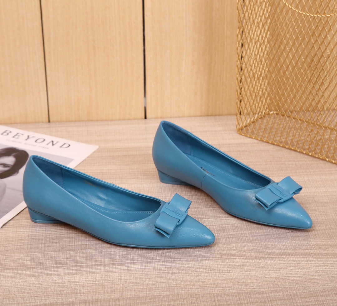 Salvatore Ferragamo Ferragamo Viva Viva ! ¡Phila nueva serie VIVA de zapatos planos precio de fábric