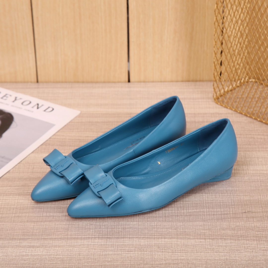 Salvatore Ferragamo Ferragamo Viva Viva ! ¡Phila nueva serie VIVA de zapatos planos precio de fábric