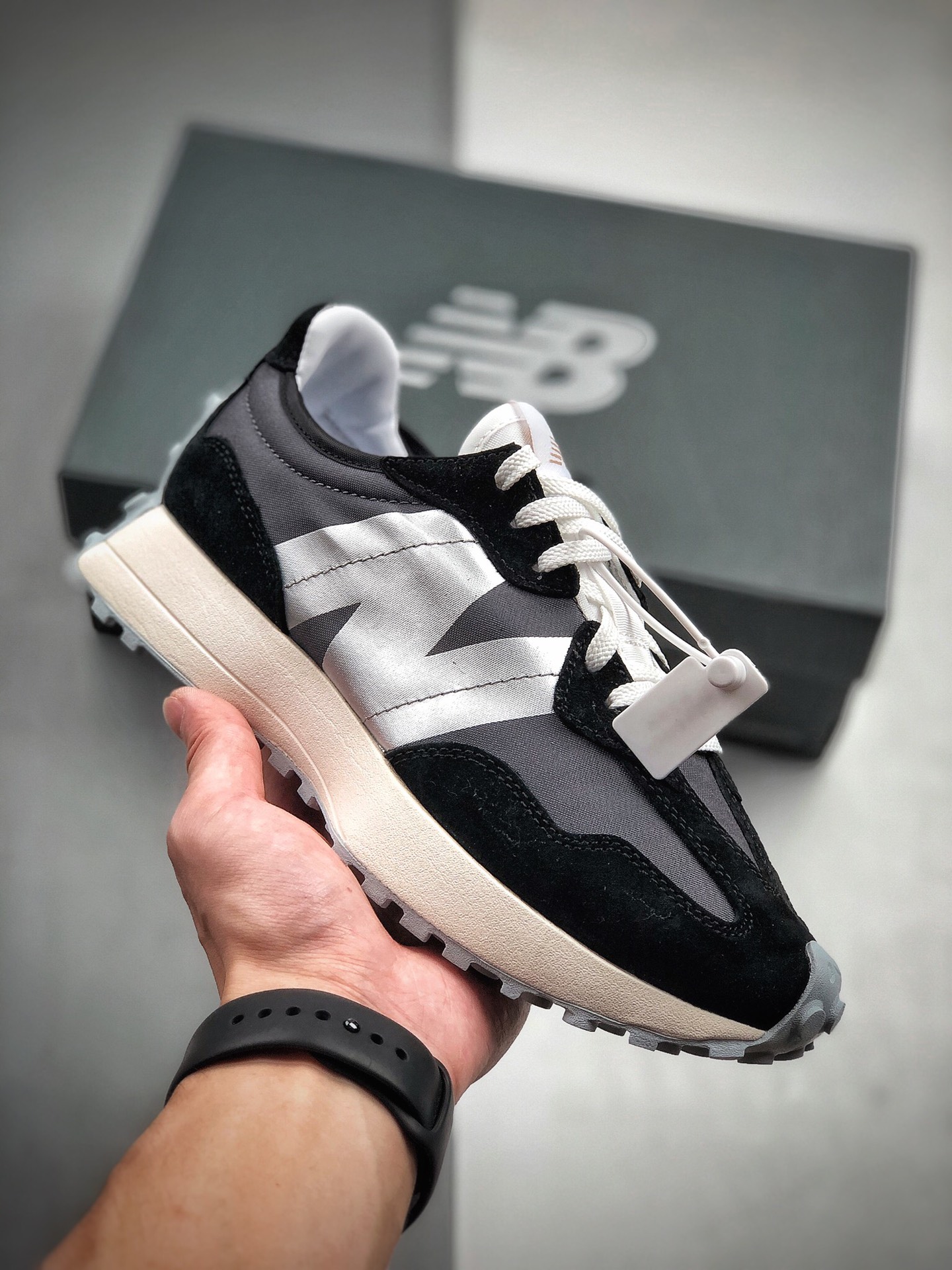 150  New Balance MS327系列复古休闲运动慢跑鞋 WS327CPA