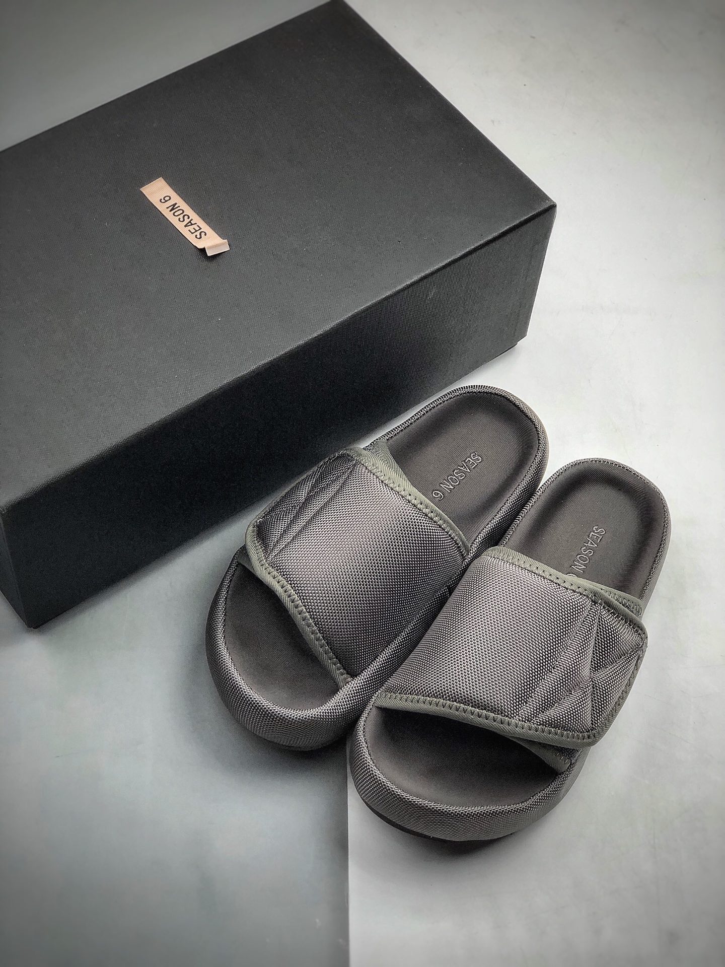 130 Kanye yeezy season 6   潮流拖魔术贴拖鞋