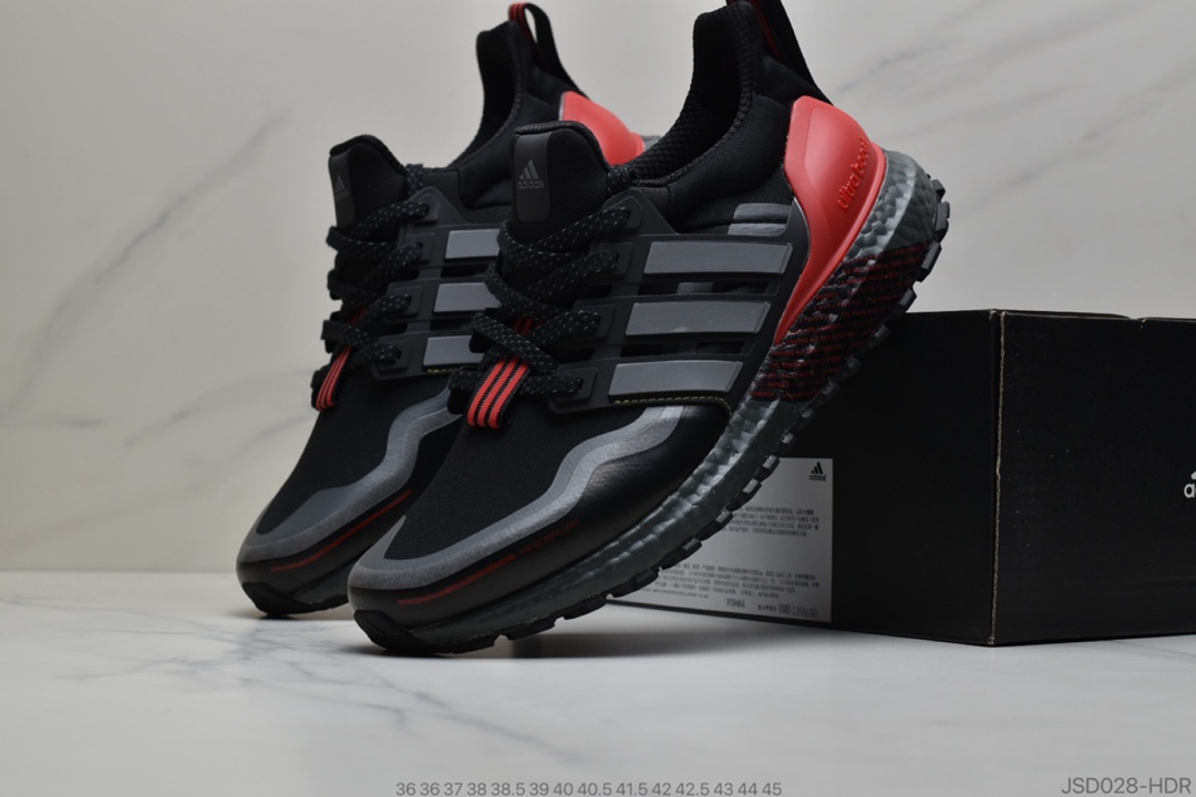 200  UltraBOOST All Terrain 系列跑鞋在传承中实现突破和挑战EG8097 EG8099 EG8096 EG8098