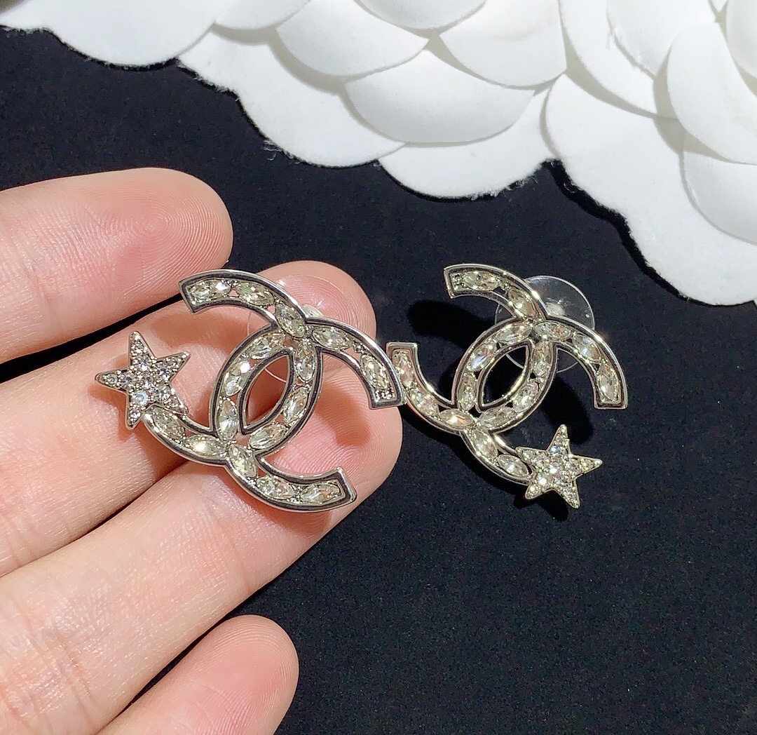 💰85C家马眼星星耳钉 同款材质 925银针 