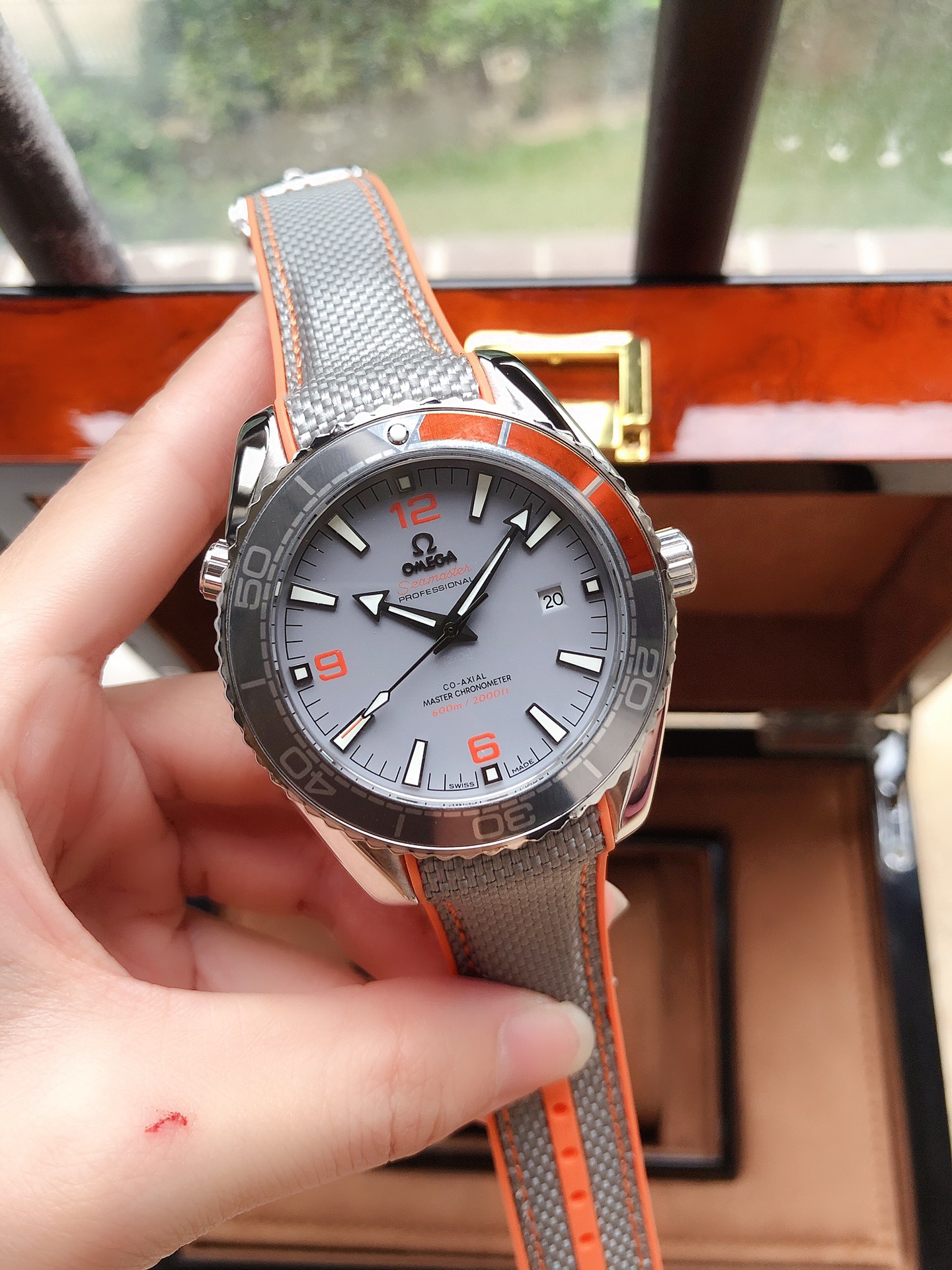 OMEGA欧米茄 海洋600米自動機械腕時計 316L精鋼・超強夜光