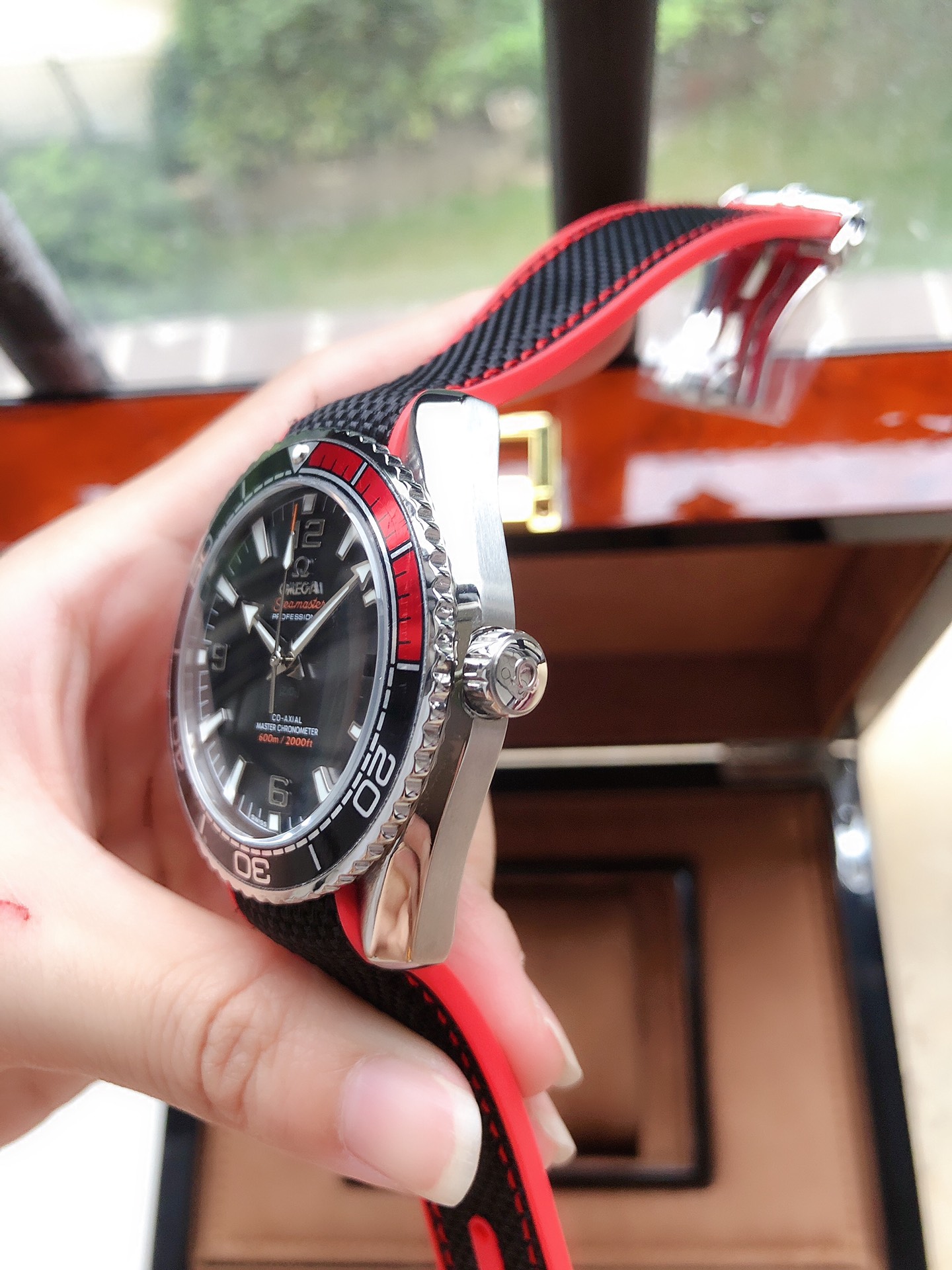 OMEGA欧米茄 海洋600米自動機械 男性腕時計 43.5mm