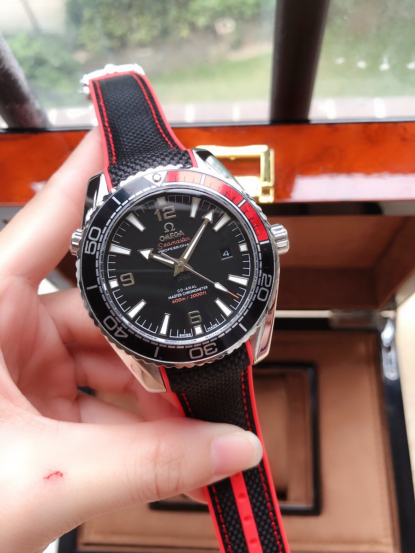 OMEGA欧米茄 海洋600米自動機械 男性腕時計 43.5mm