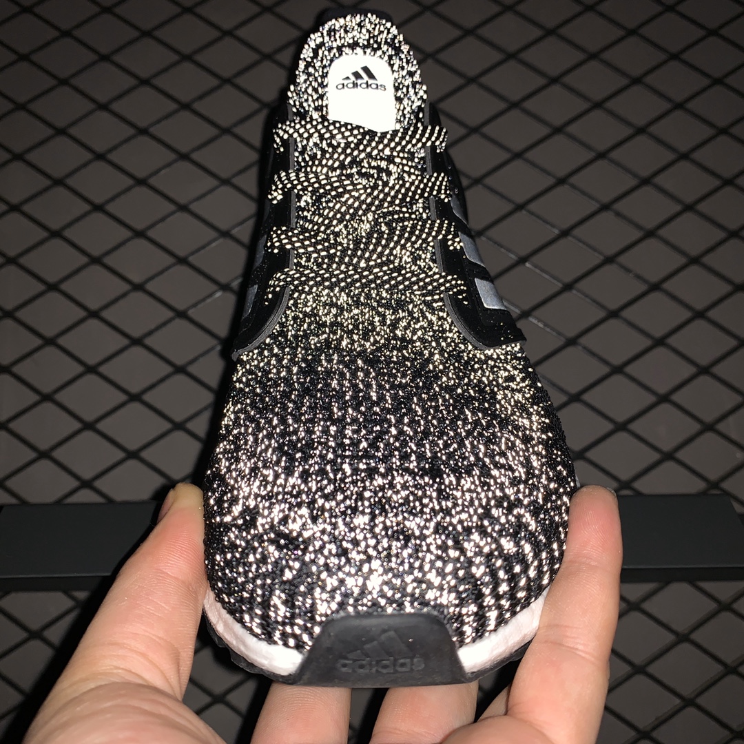 180 Adidas 阿迪达斯 Ultra Boost 20 超弹力满天星3M反光鞋面 爆米花中底休闲跑步鞋 EG0708