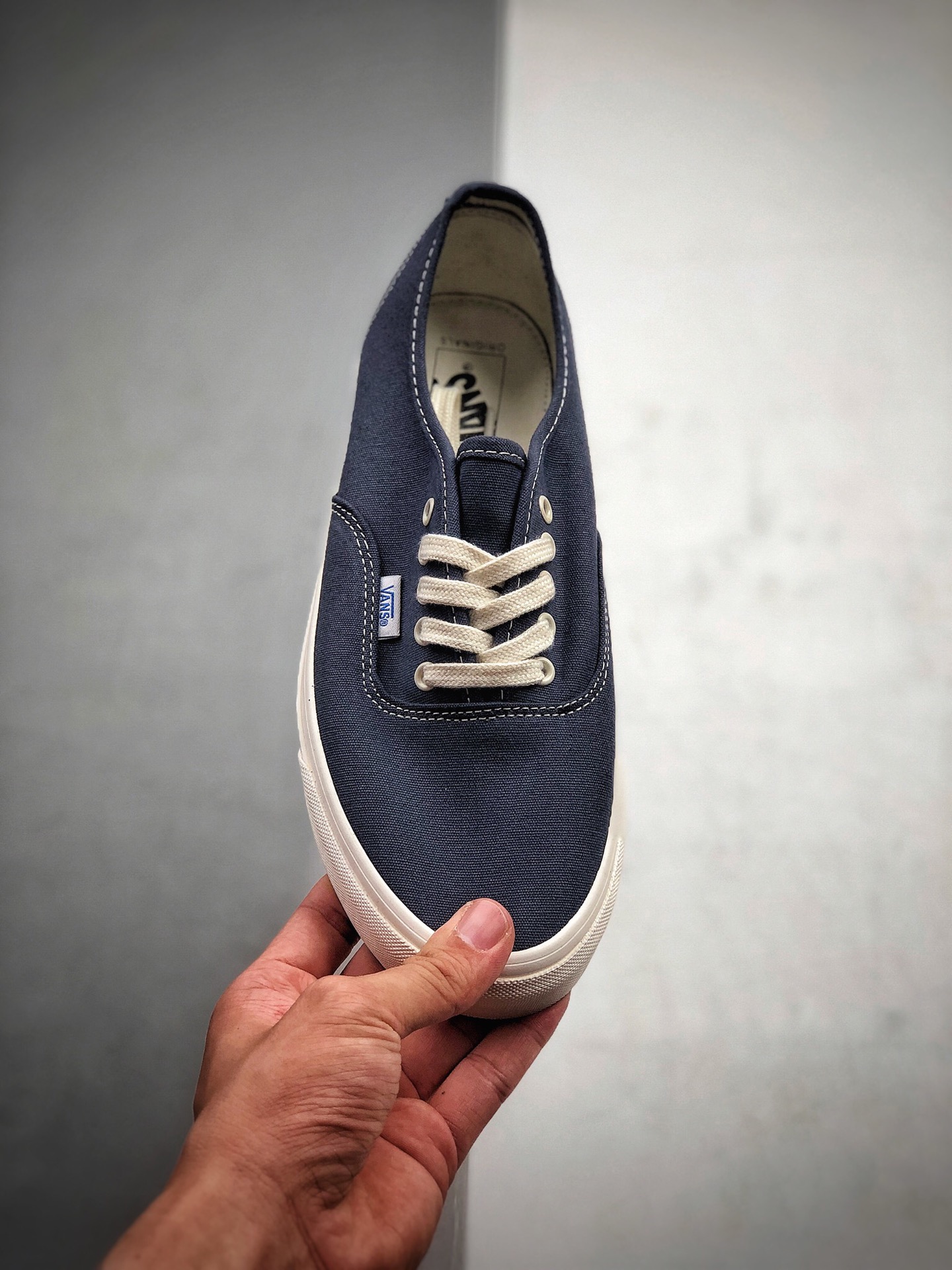 130 Vans Vault OG Authentic LX 低帮板鞋
