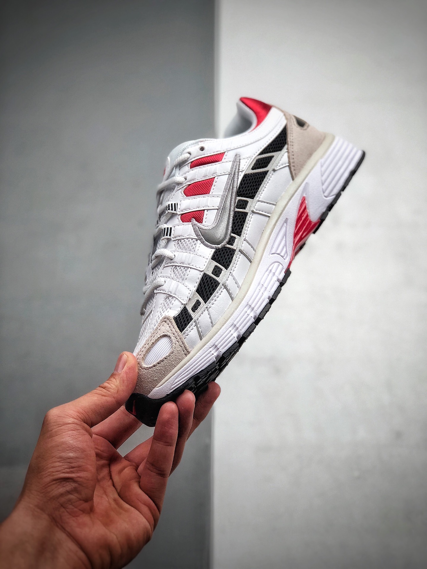 200  Nike P-6000 新配色出 红白银 高颜值跑鞋CV3038-100