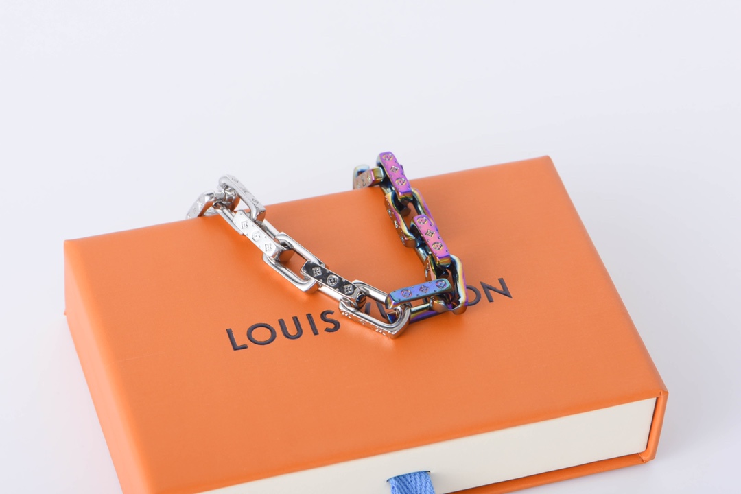 200 Louis Vutton路易威登20ss 竹节淬火渐变链式手镯