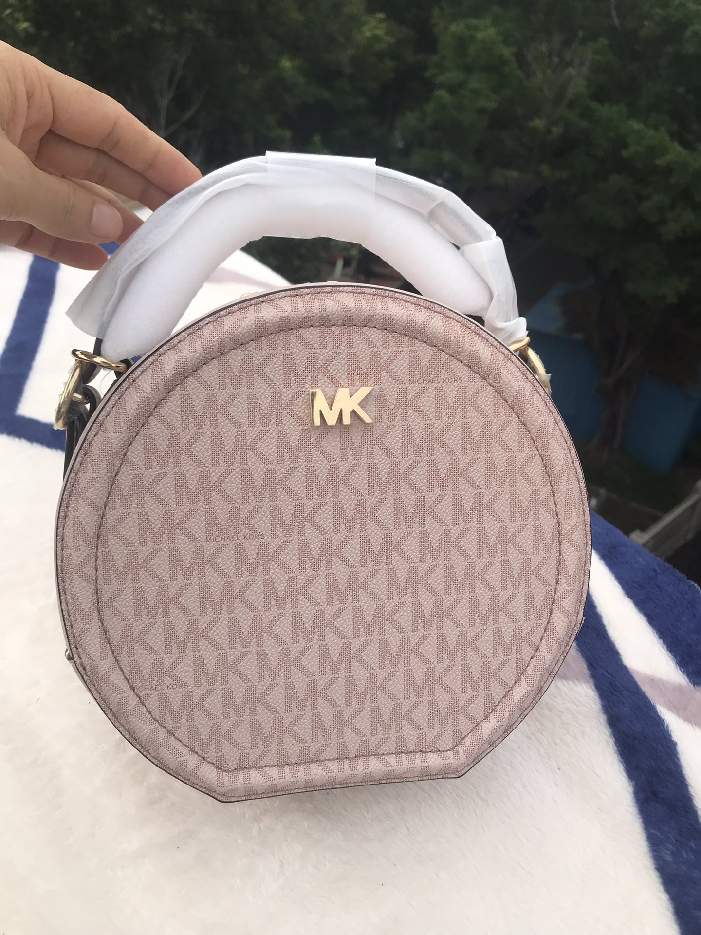 Michael Kors 手提圆包pu拼粉色